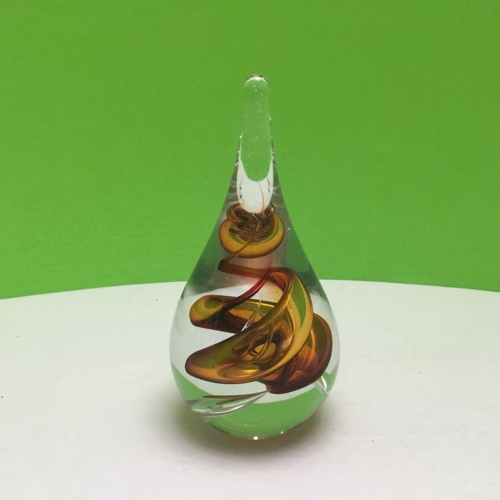 Marian pyrcak mp crystal art glass paperweight